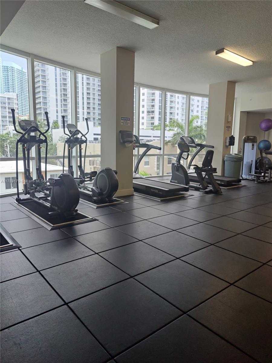 Small Image of 601 NORTH EAST 23RD ST #501, Miami Number 3