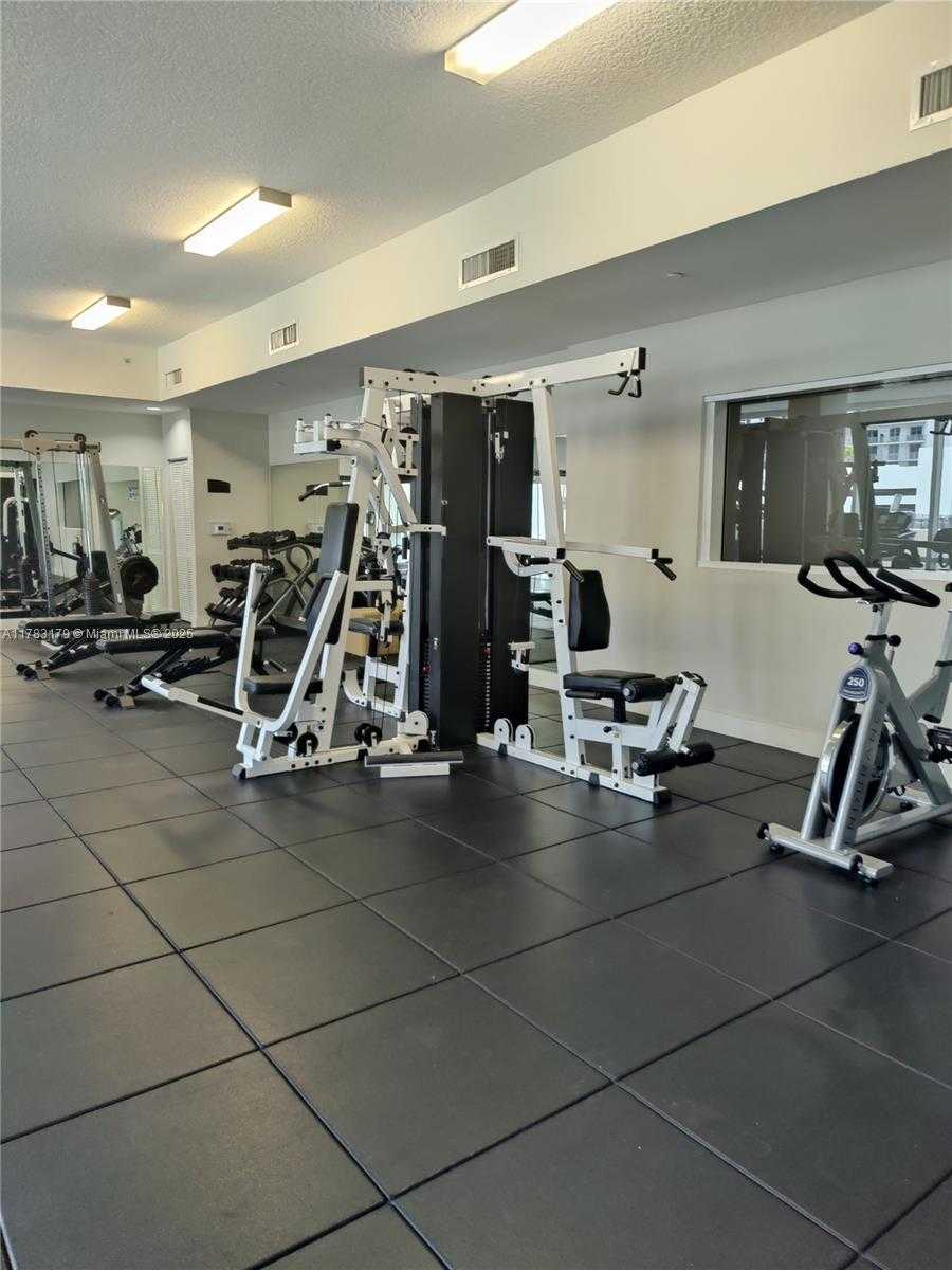 Small Image of 601 NORTH EAST 23RD ST #501, Miami Number 4