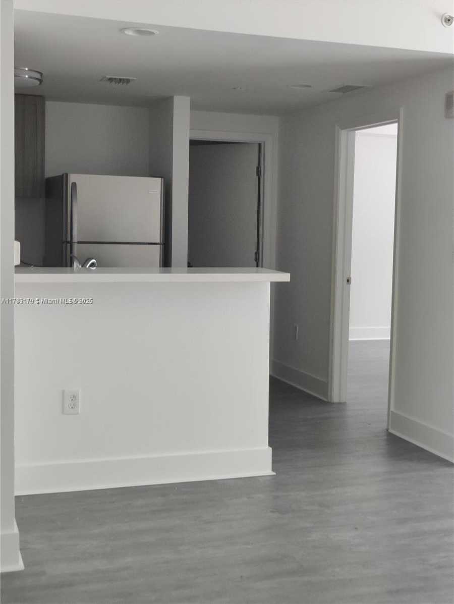 Small Image of 601 NORTH EAST 23RD ST #501, Miami Number 8