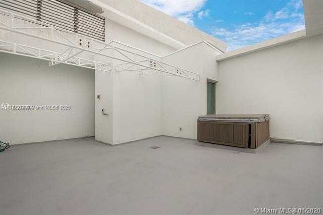 Small Image of 92 SOUTH WEST 3RD ST #5203, Miami Number 19
