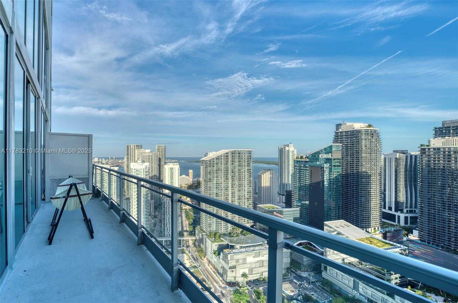 Small Image of 92 SOUTH WEST 3RD ST #5203, Miami Number 22