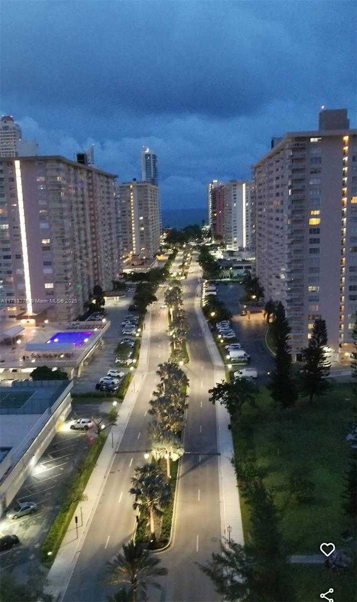 Small Image of 290 174TH ST #2304, Sunny Isles Beach Number 7