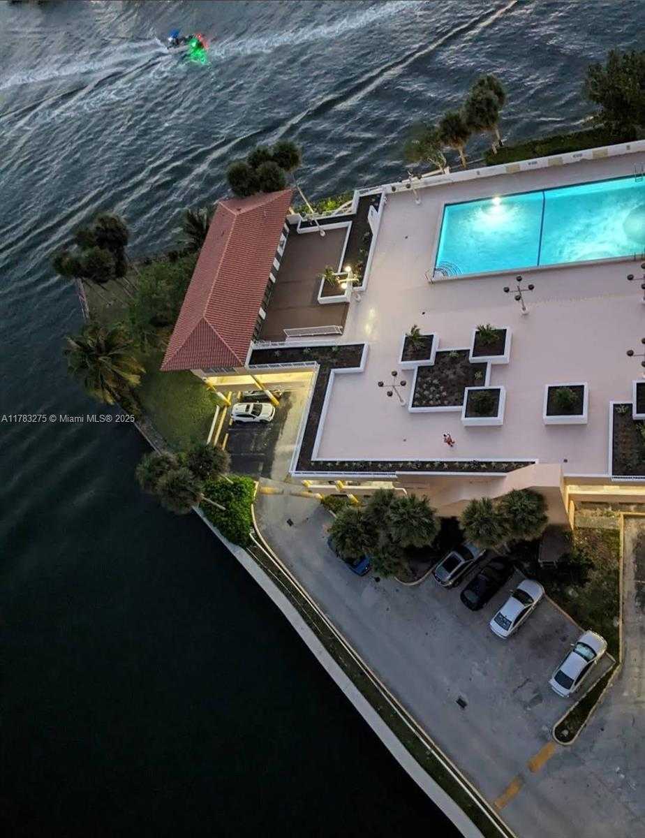 Small Image of 290 174TH ST #2304, Sunny Isles Beach Number 9