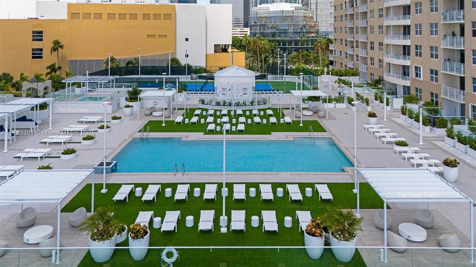 Small Image of 770 CLAUGHTON ISLAND DR #1805, Miami Number 17