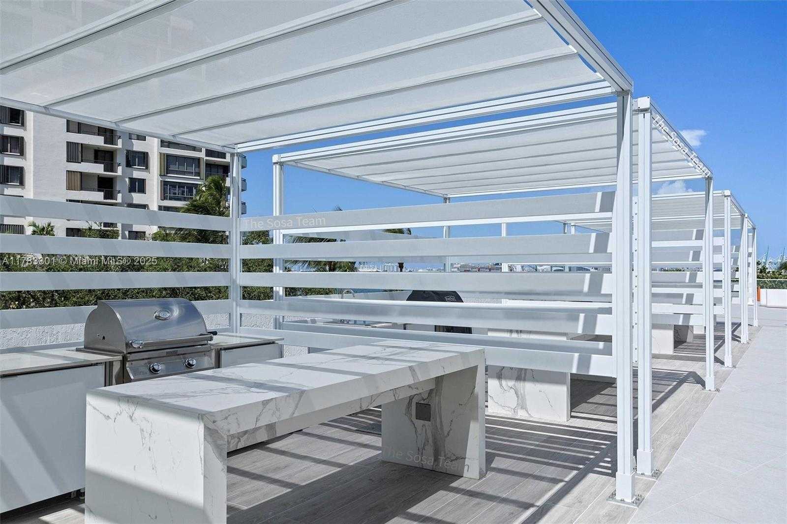 Small Image of 770 CLAUGHTON ISLAND DR #1805, Miami Number 25