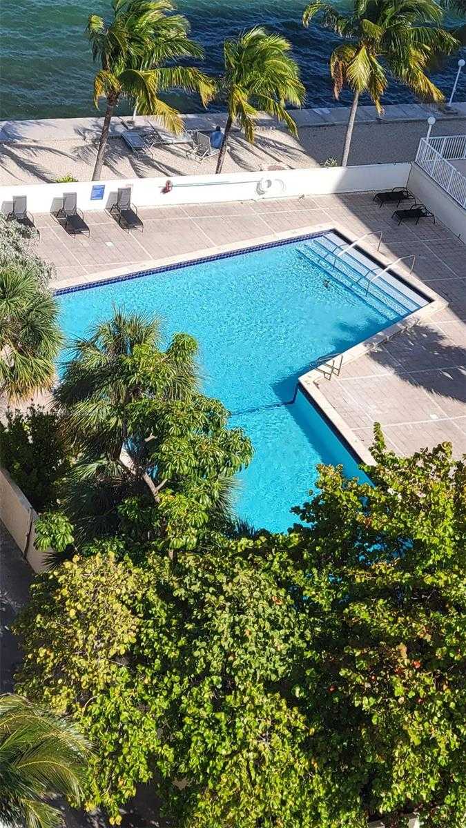 Small Image of 7545 EAST TREASURE DR #9G, North Bay Village Number 15