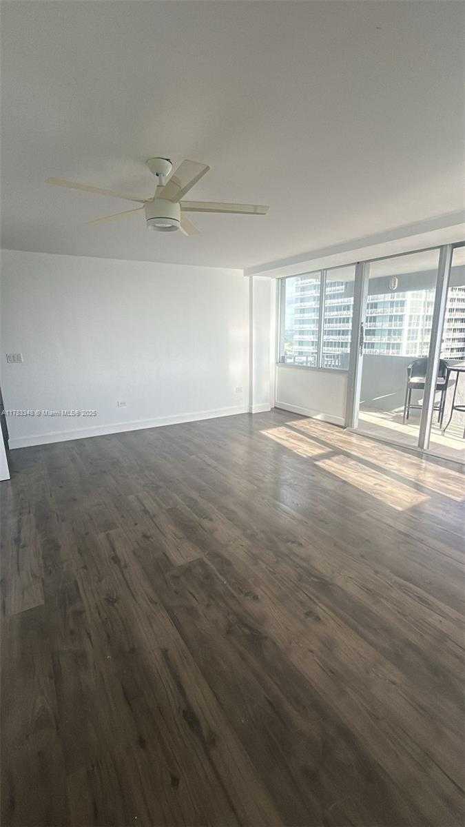 Small Image of 7545 EAST TREASURE DR #9G, North Bay Village Number 5