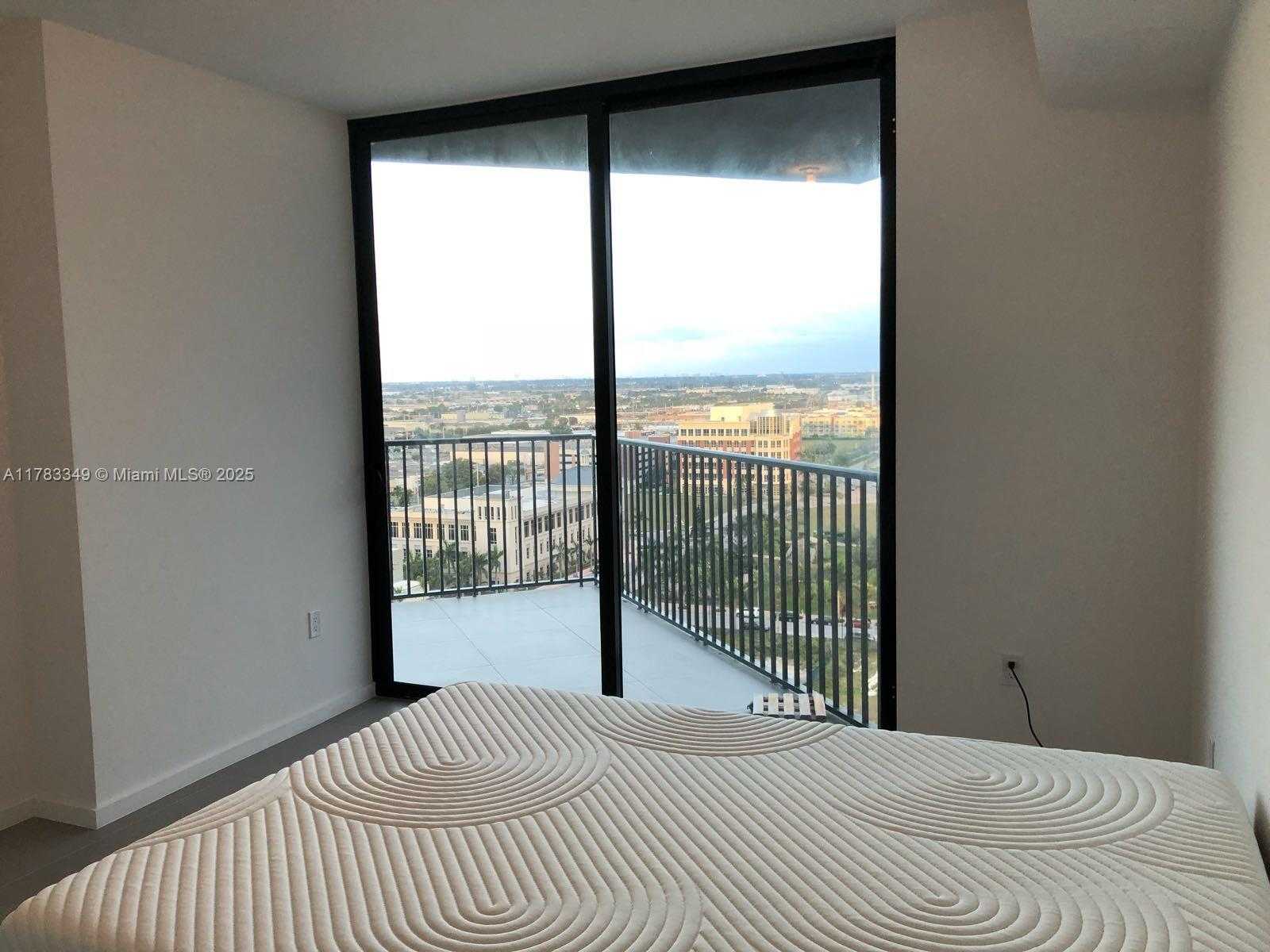 Small Image of 5300 PASEO BLVD #1509, Doral Number 10