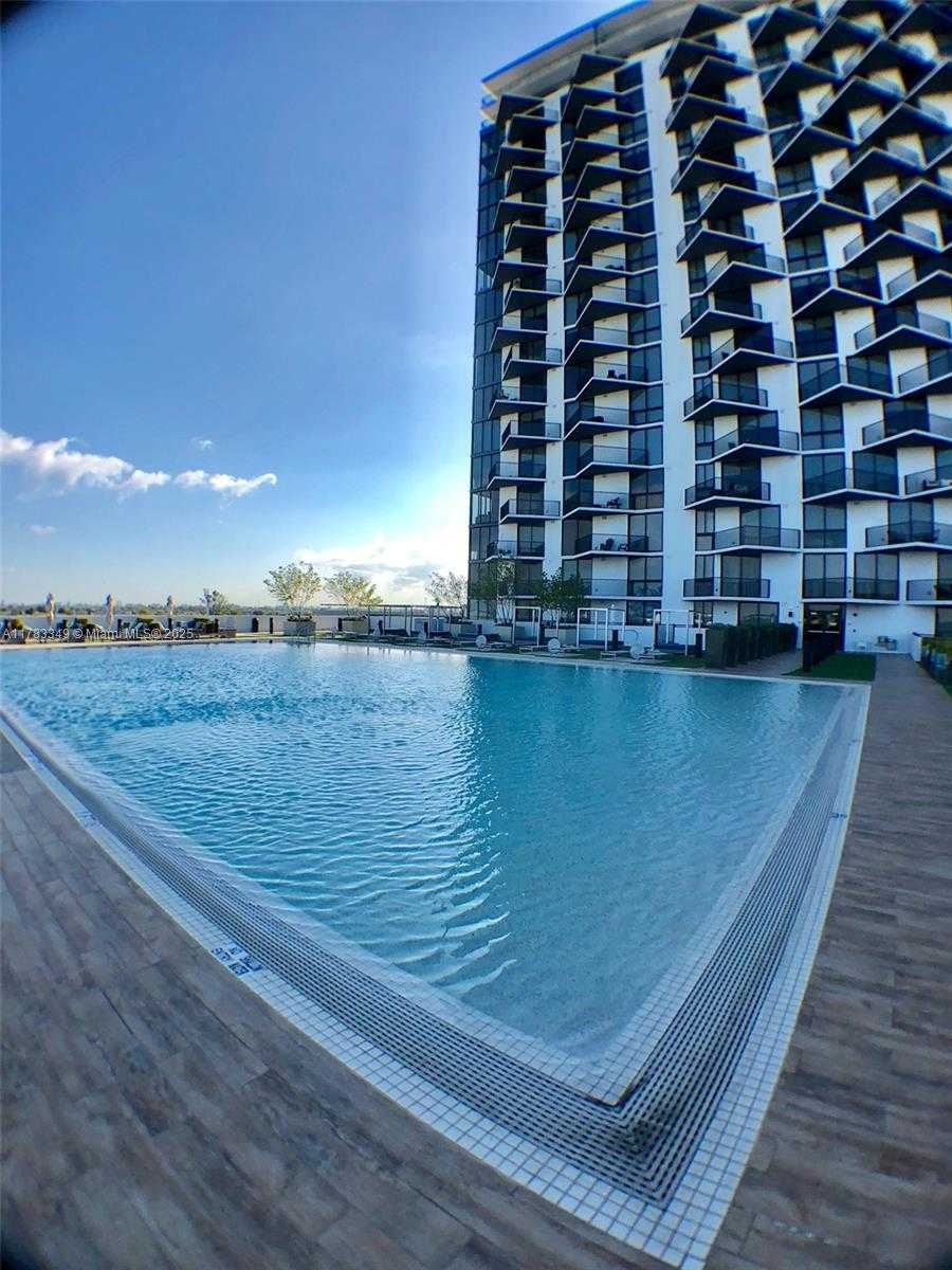 Small Image of 5300 PASEO BLVD #1509, Doral Number 11