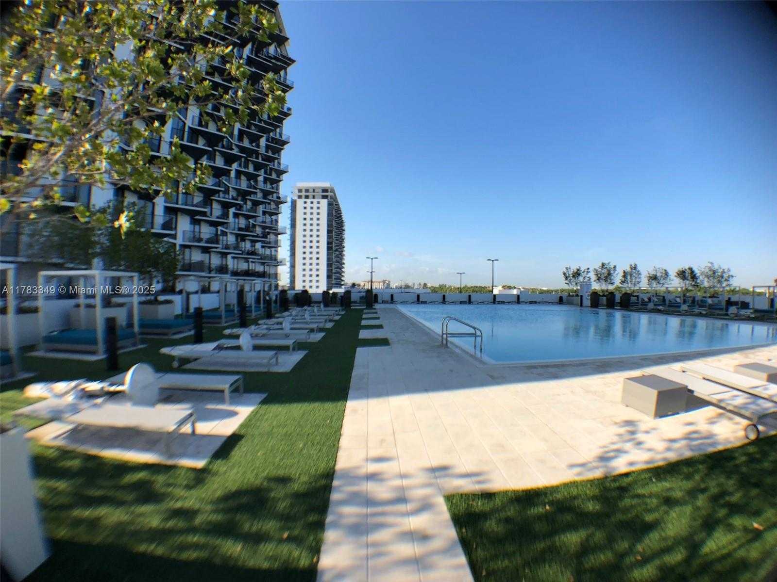 Small Image of 5300 PASEO BLVD #1509, Doral Number 12