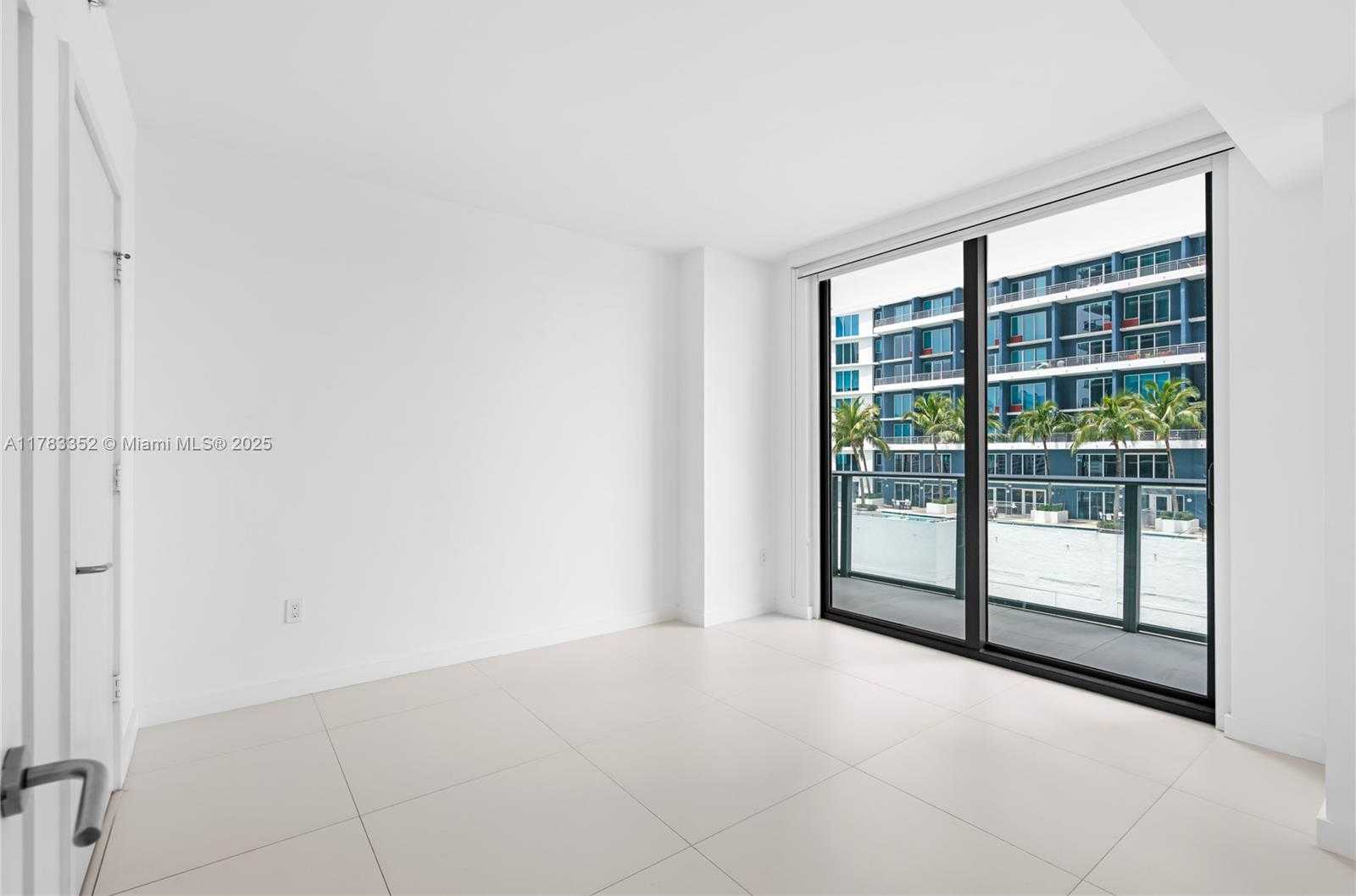 Small Image of 1300 SOUTH MIAMI AVE #1409, Miami Number 21