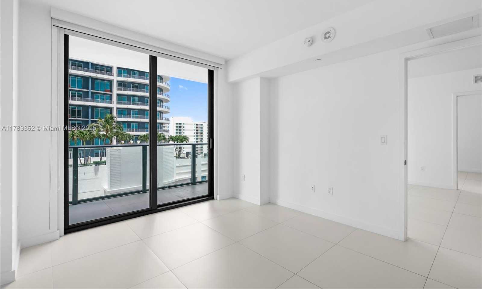 Small Image of 1300 SOUTH MIAMI AVE #1409, Miami Number 24