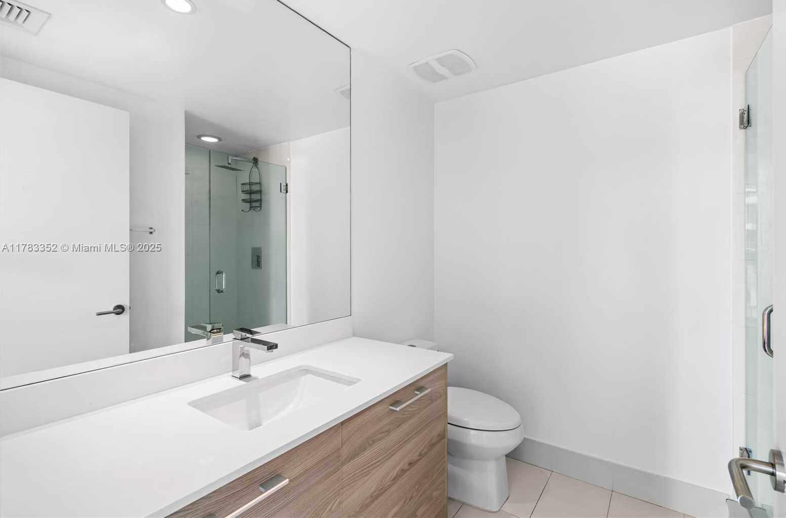 Small Image of 1300 SOUTH MIAMI AVE #1409, Miami Number 35