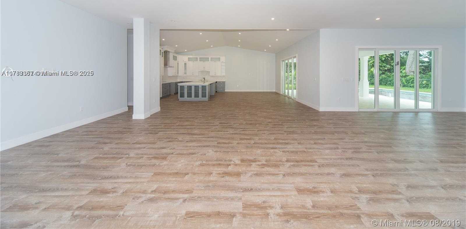 Small Image of 4405 SOUTH WEST 64TH CT, Miami Number 10