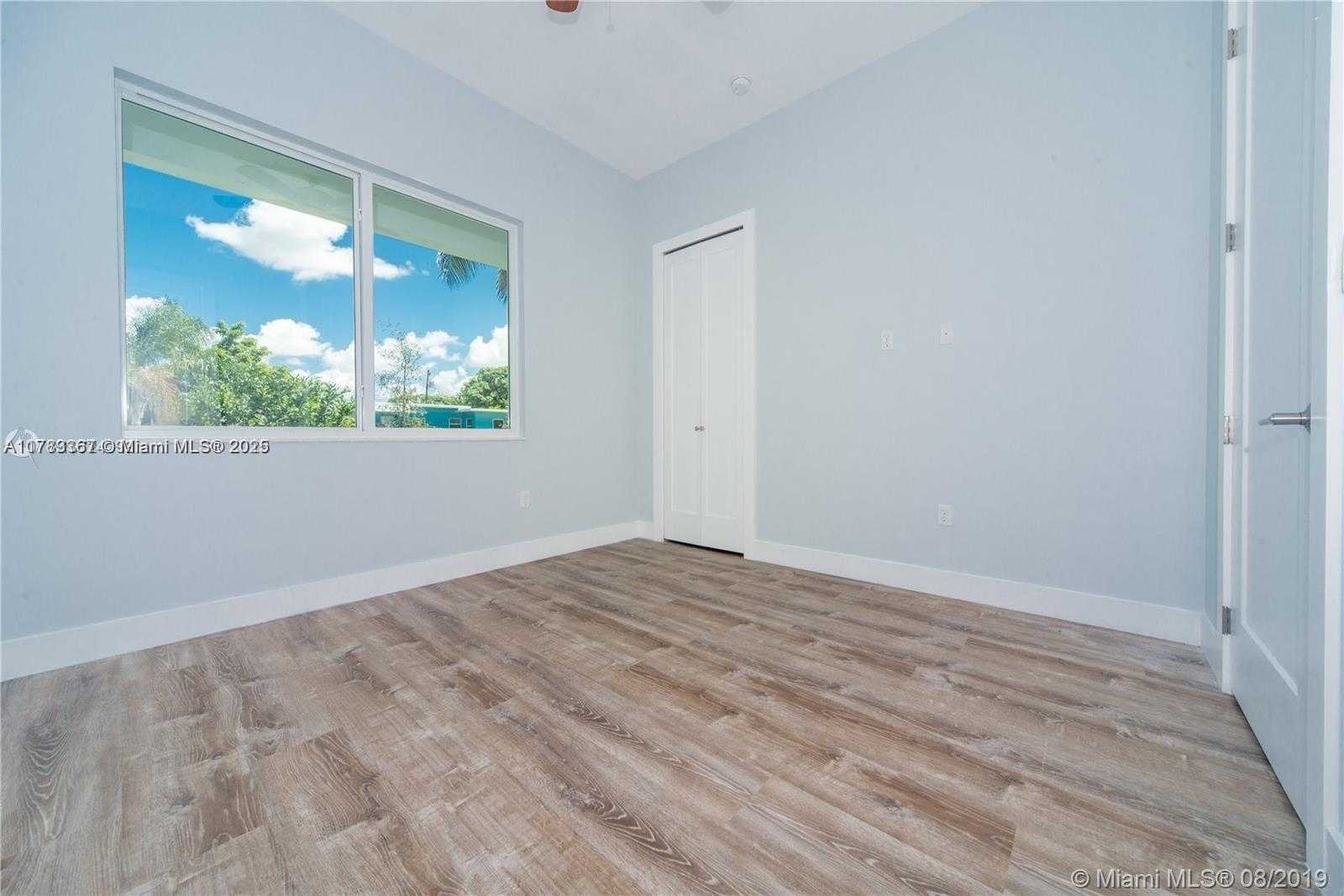 Small Image of 4405 SOUTH WEST 64TH CT, Miami Number 16