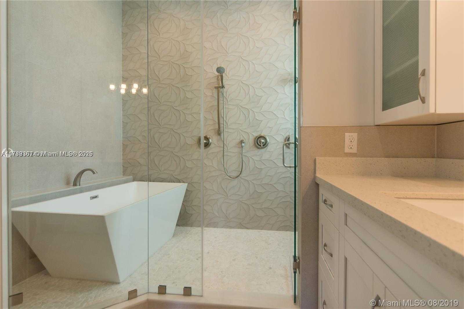 Small Image of 4405 SOUTH WEST 64TH CT, Miami Number 20