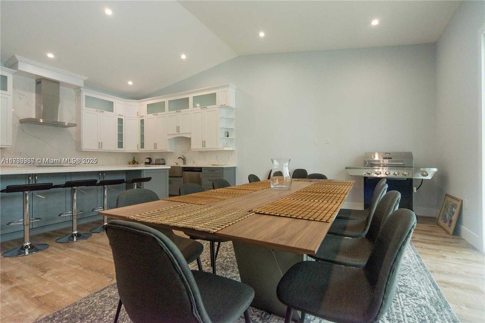 Small Image of 4405 SOUTH WEST 64TH CT, Miami Number 21