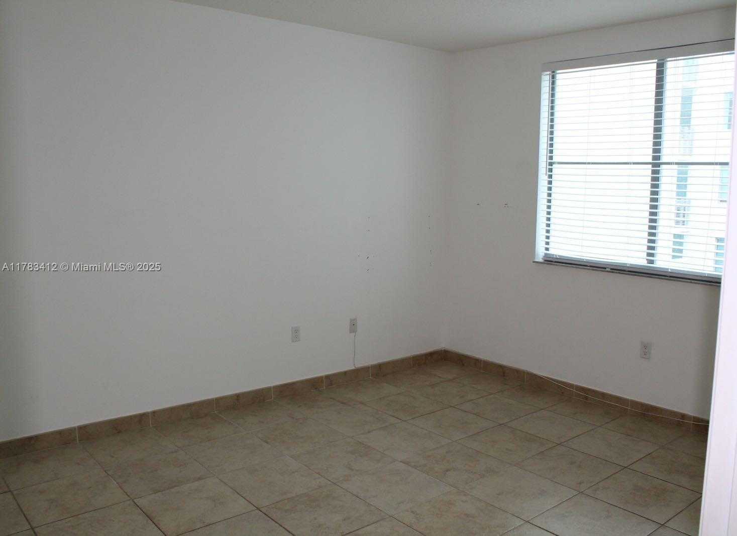 Small Image of 110 WASHINGTON AVE #1404, Miami Beach Number 14