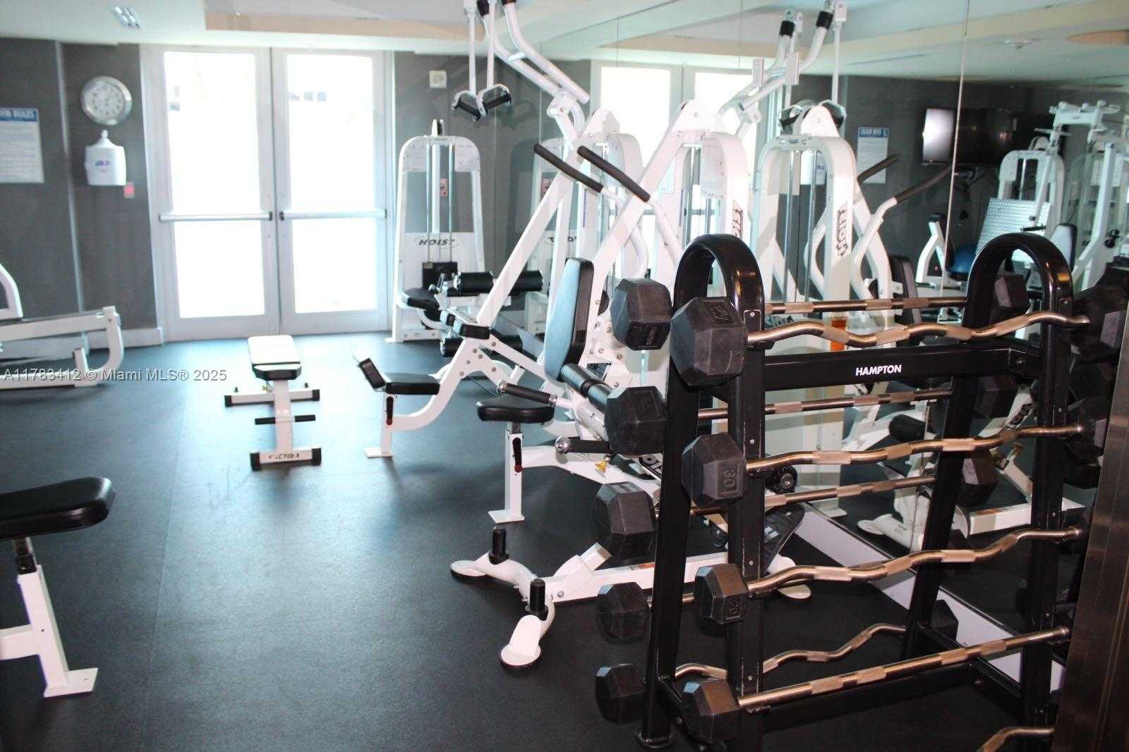 Small Image of 110 WASHINGTON AVE #1404, Miami Beach Number 21