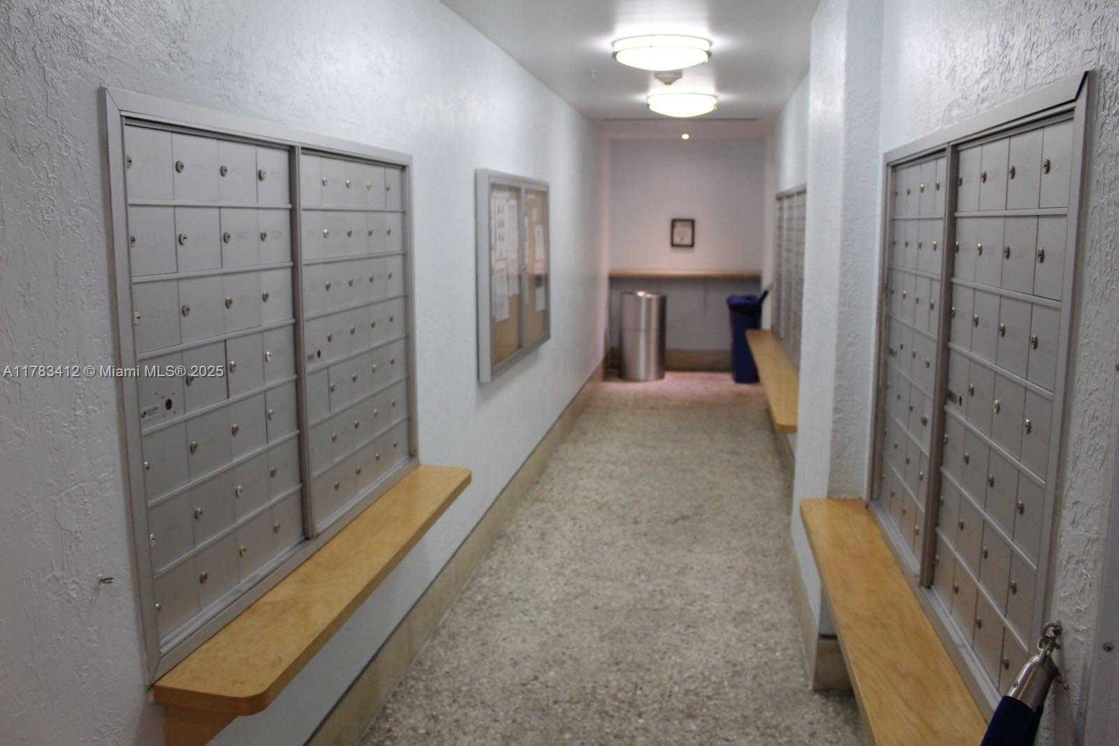 Small Image of 110 WASHINGTON AVE #1404, Miami Beach Number 22