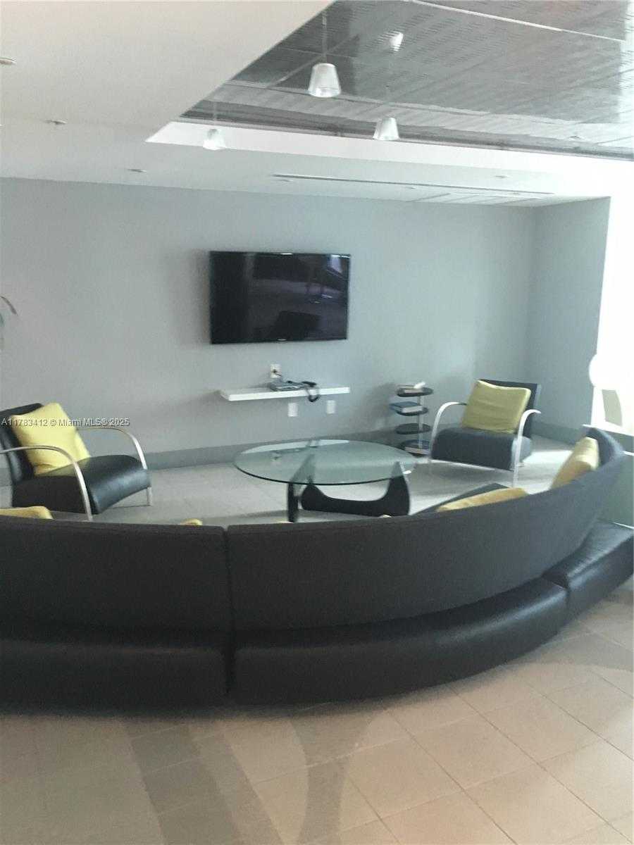 Small Image of 110 WASHINGTON AVE #1404, Miami Beach Number 25