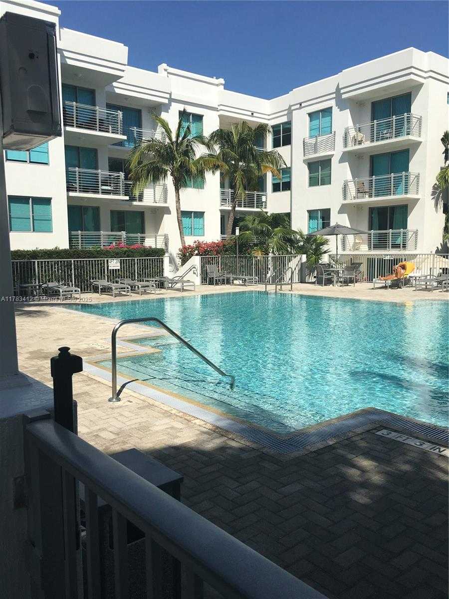 Small Image of 110 WASHINGTON AVE #1404, Miami Beach Number 3