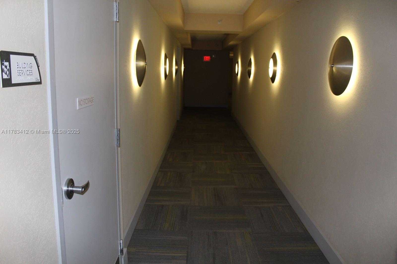 Small Image of 110 WASHINGTON AVE #1404, Miami Beach Number 5