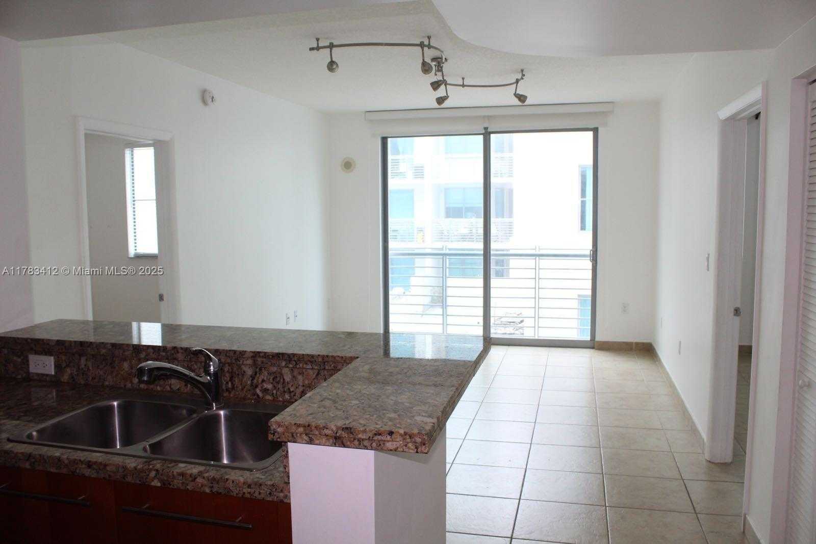 Small Image of 110 WASHINGTON AVE #1404, Miami Beach Number 7