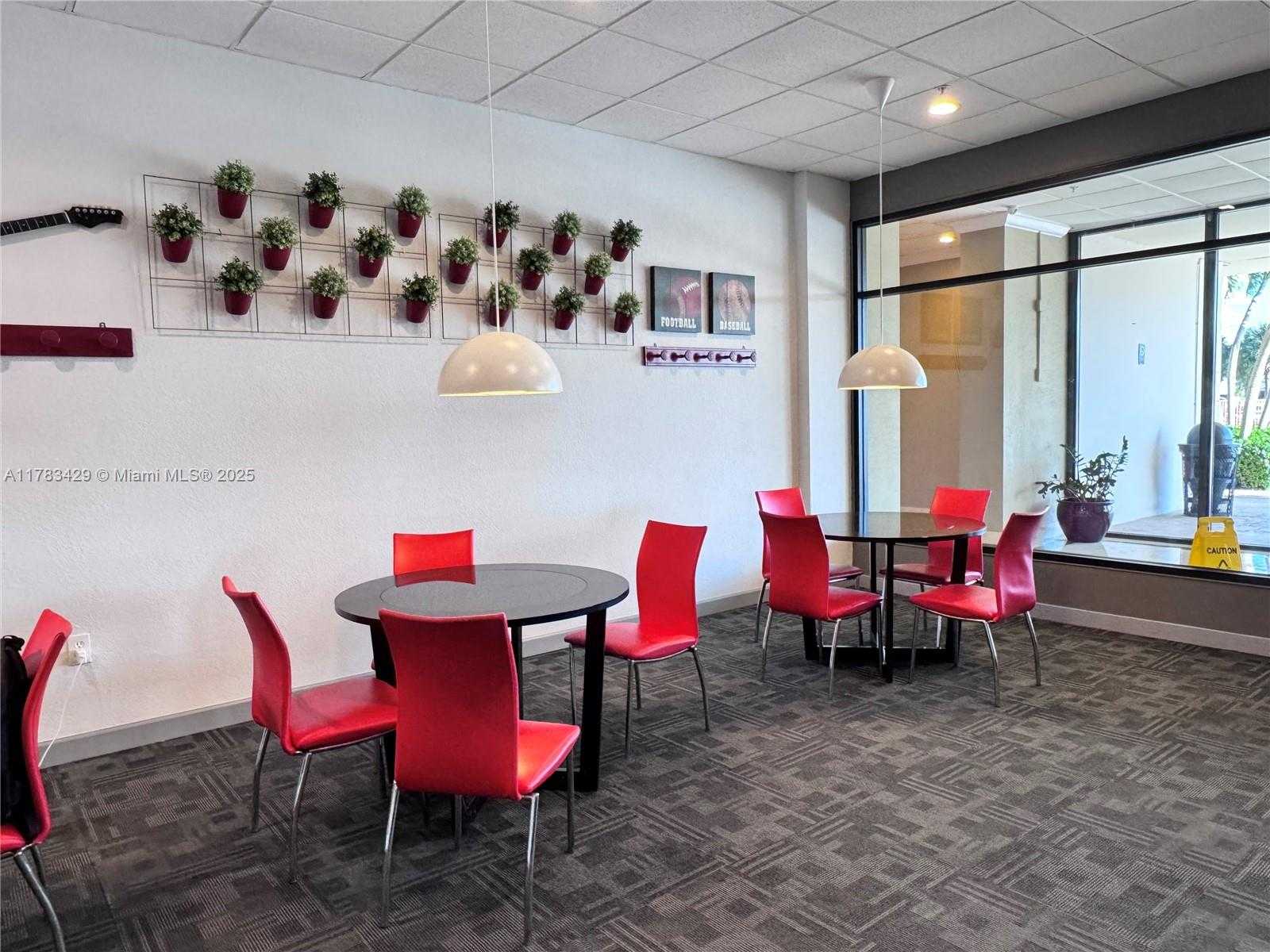 Small Image of 400 KINGS POINT DR #530, Sunny Isles Beach Number 23
