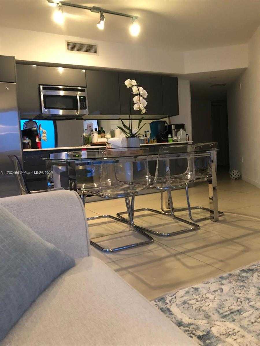 Small Image of 31 SOUTH EAST 6TH ST #802, Miami Number 16