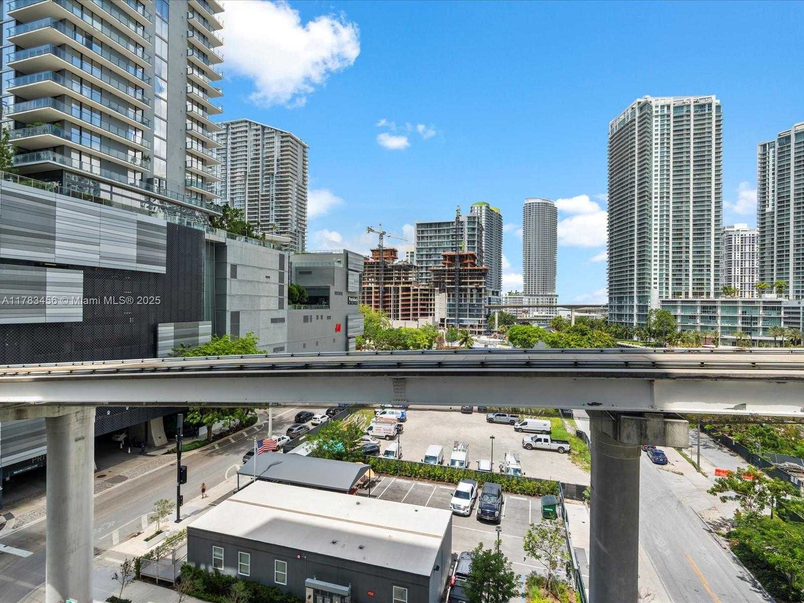 Small Image of 31 SOUTH EAST 6TH ST #802, Miami Number 37