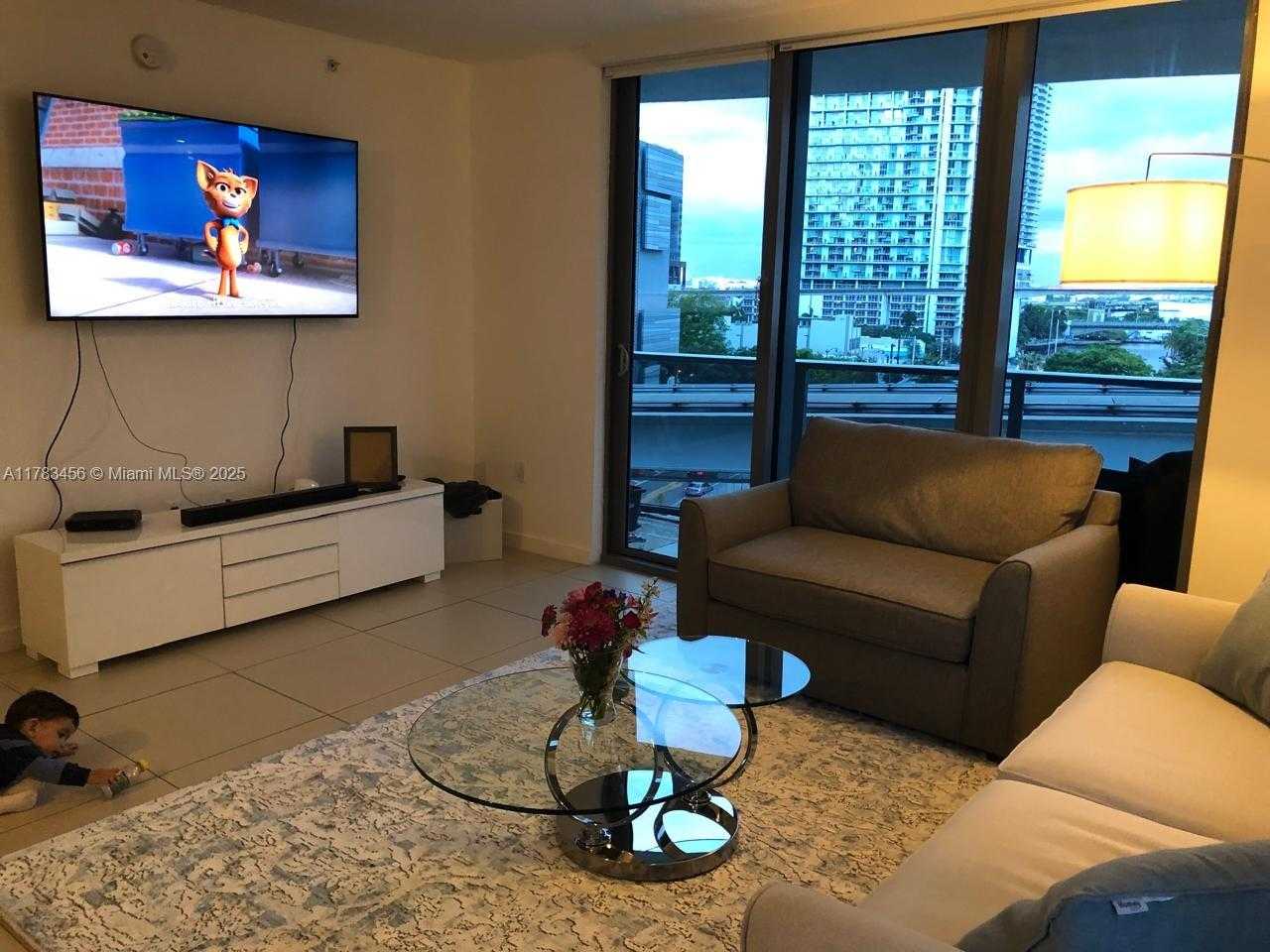 Small Image of 31 SOUTH EAST 6TH ST #802, Miami Number 5