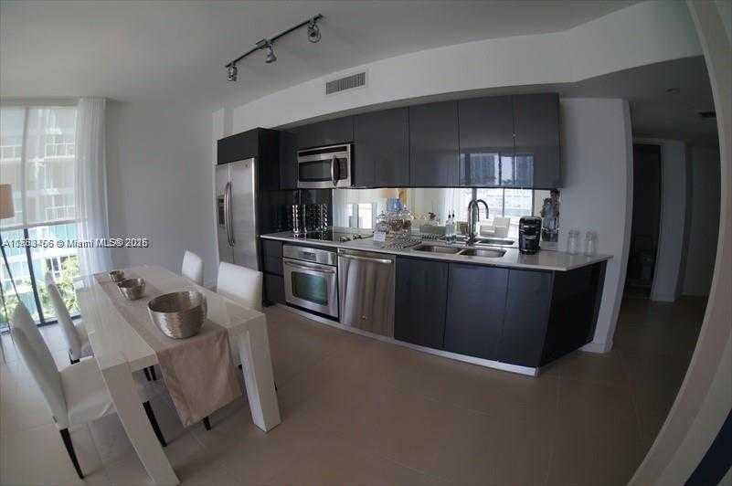 Small Image of 31 SOUTH EAST 6TH ST #802, Miami Number 6