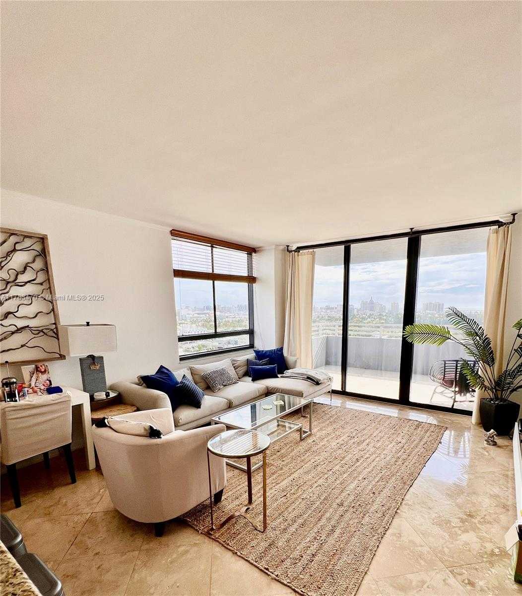 Small Image of 1330 WEST AVE #1513, Miami Beach Number 2