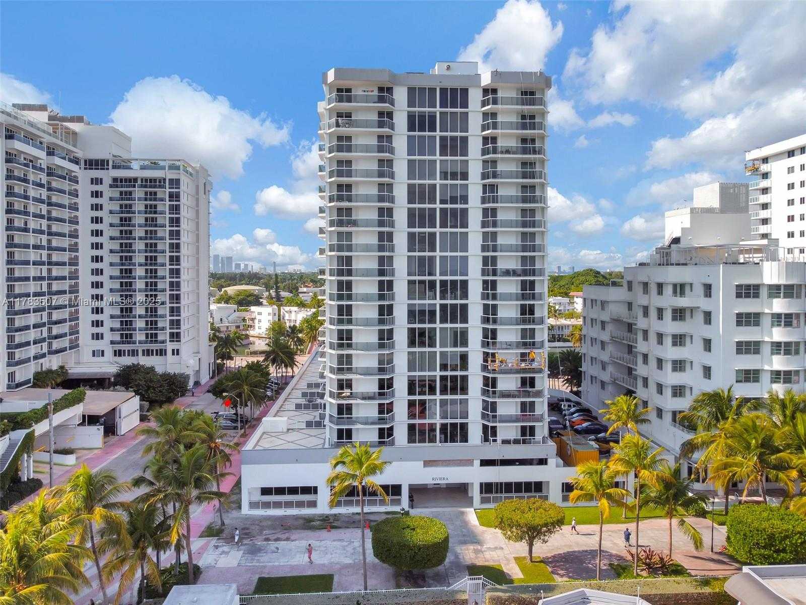 Small Image of 2401 COLLINS AVE #1711, Miami Beach Number 2