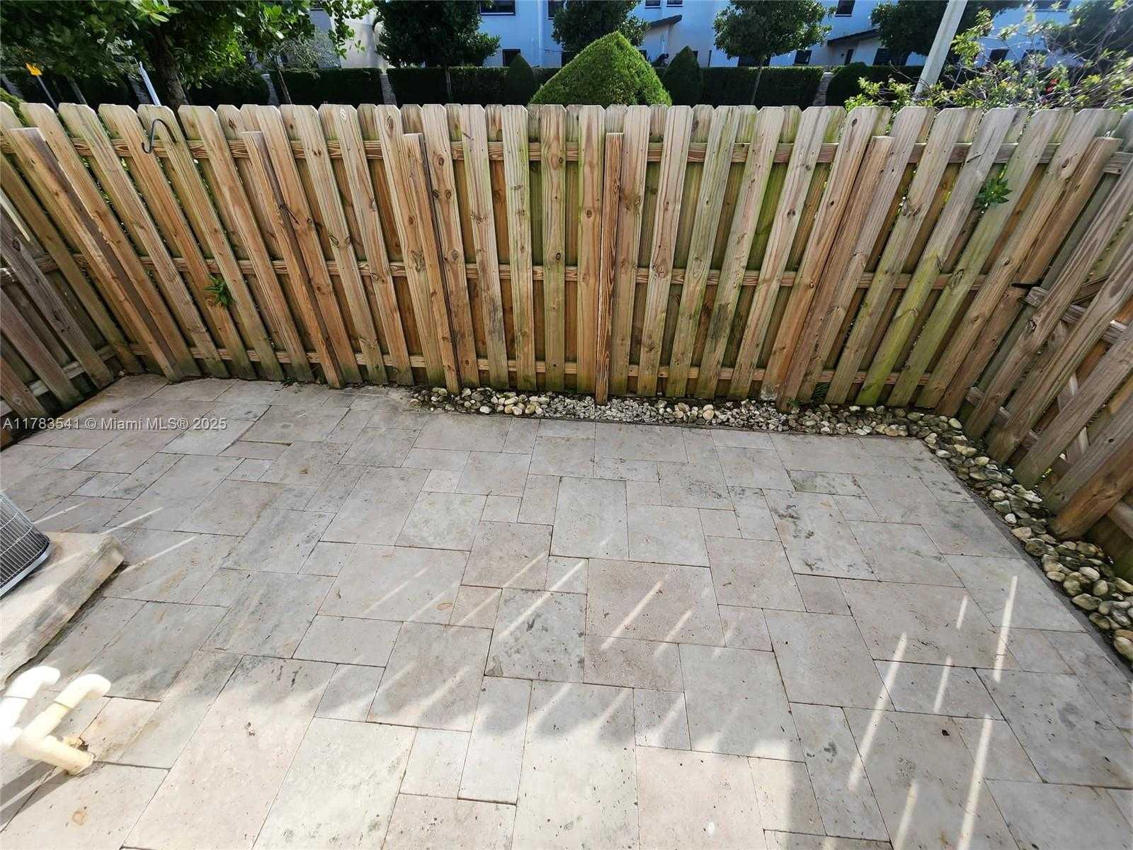 Small Image of 10407 NORTH WEST 82ND ST #12, Doral Number 18