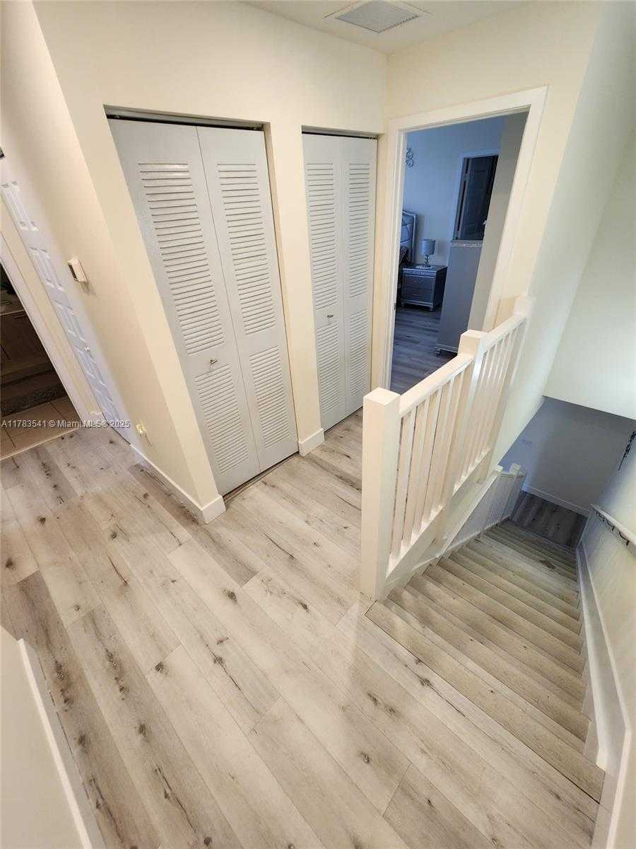 Small Image of 10407 NORTH WEST 82ND ST #12, Doral Number 8