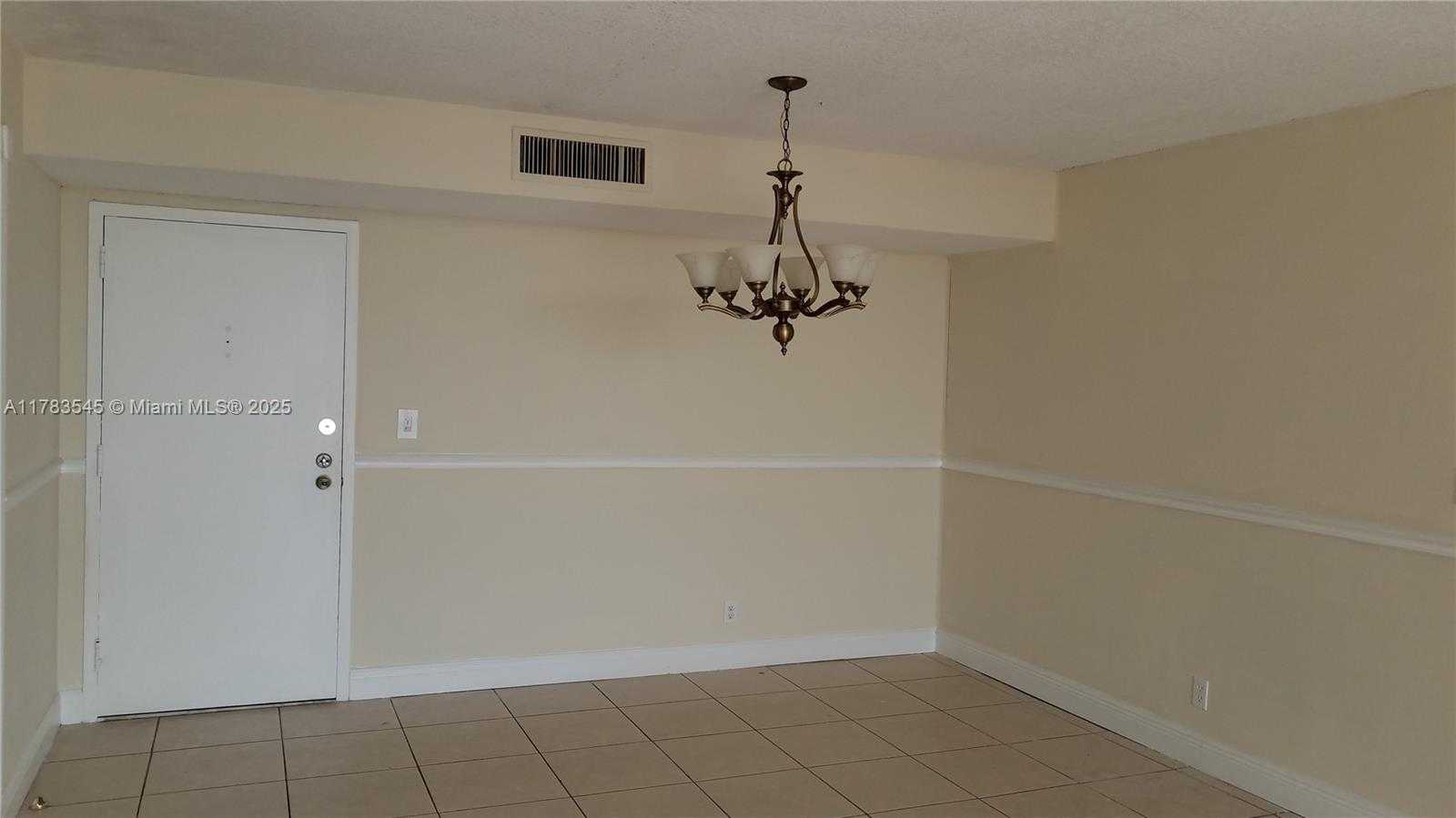 Small Image of 290 174TH ST #1905, Sunny Isles Beach Number 2