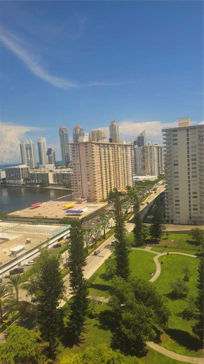 Small Image of 290 174TH ST #1905, Sunny Isles Beach Number 26