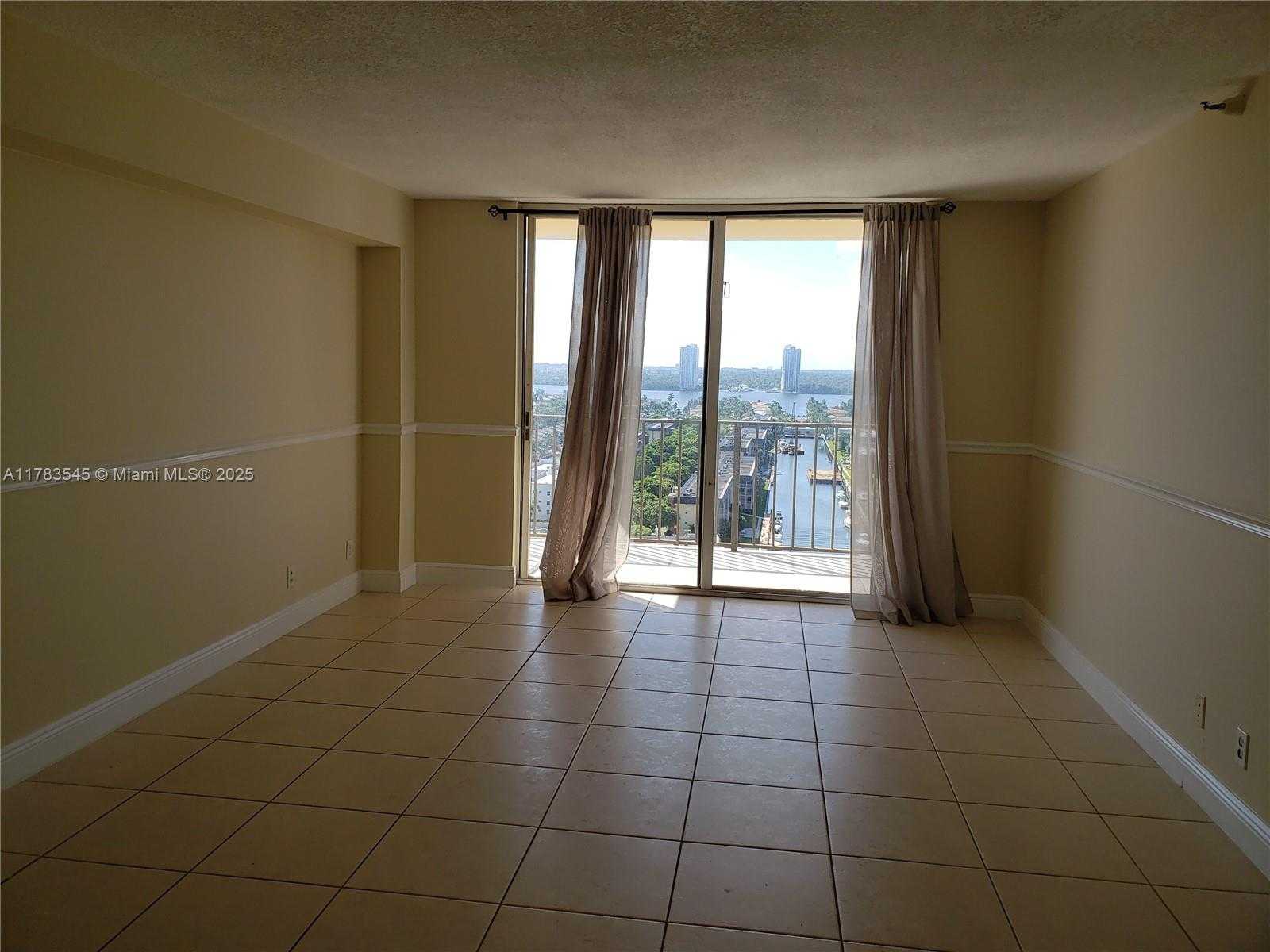 Small Image of 290 174TH ST #1905, Sunny Isles Beach Number 4