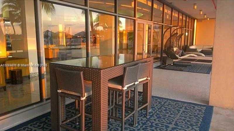 Small Image of 1000 WEST AVE #1121, Miami Beach Number 21