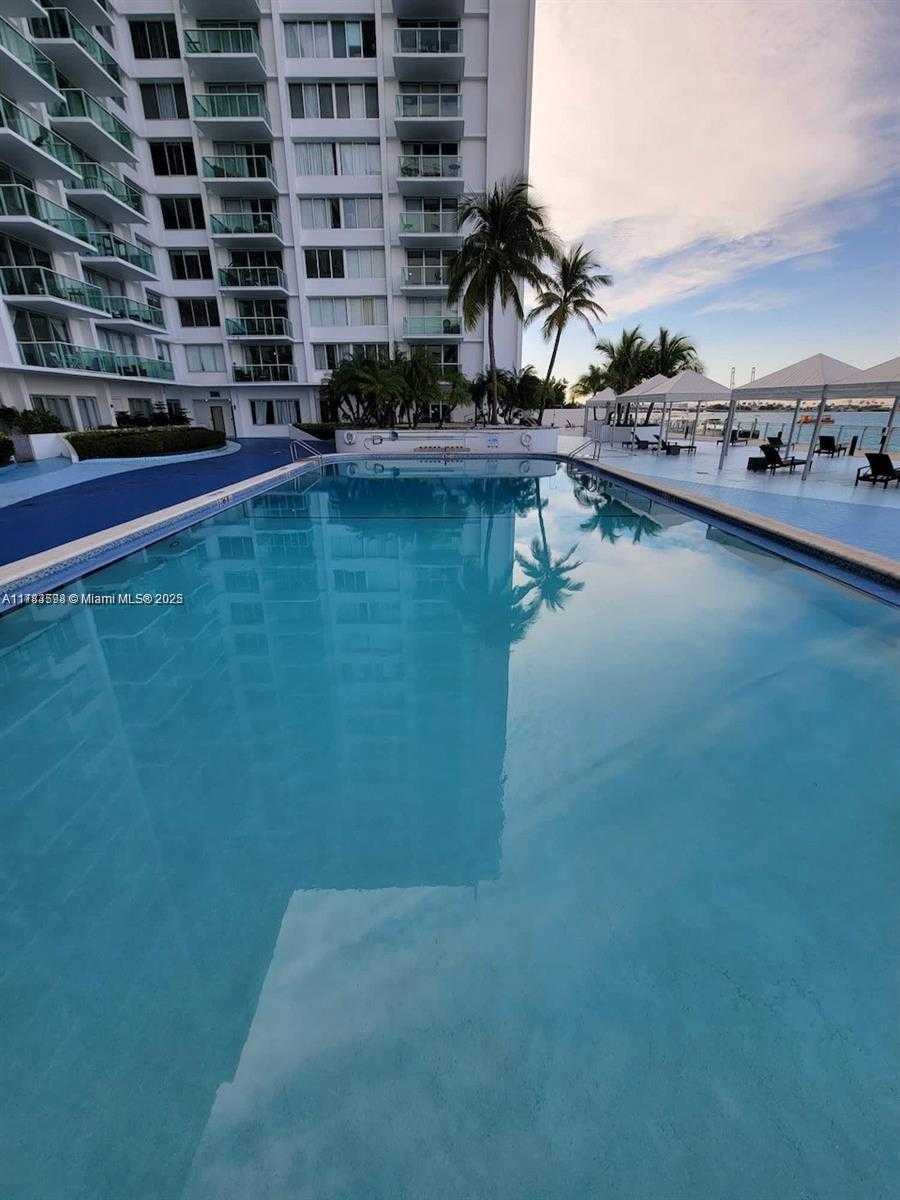 Small Image of 1000 WEST AVE #1121, Miami Beach Number 27