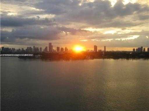 Small Image of 1000 WEST AVE #1121, Miami Beach Number 47