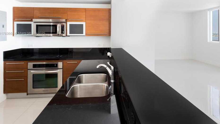 Small Image of 244 BISCAYNE BLVD #1202, Miami Number 6