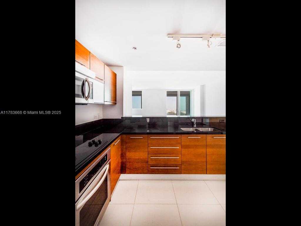 Small Image of 244 BISCAYNE BLVD #1202, Miami Number 9