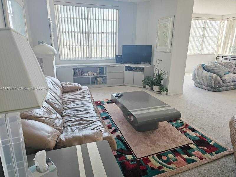 Small Image of 1980 SOUTH OCEAN DR #4Q, Hallandale Beach Number 14