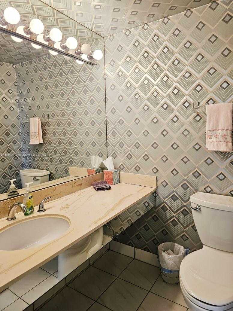 Small Image of 1980 SOUTH OCEAN DR #4Q, Hallandale Beach Number 6