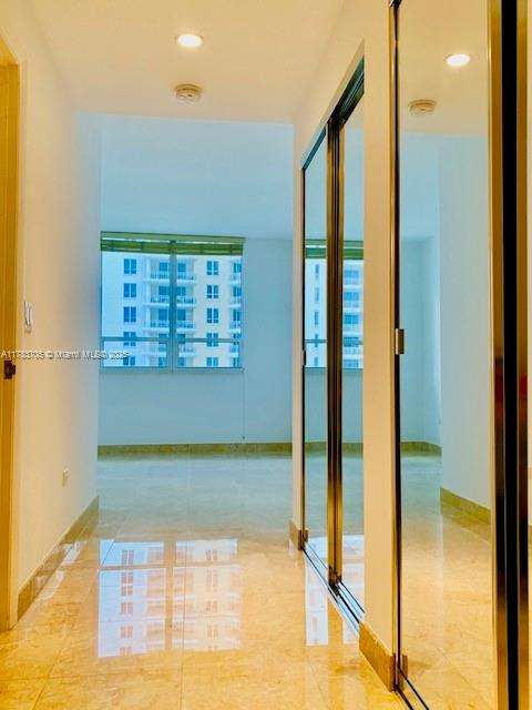 Small Image of 801 BRICKELL KEY BLVD #1109, Miami Number 25