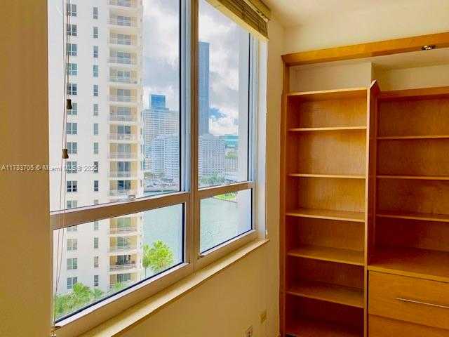 Small Image of 801 BRICKELL KEY BLVD #1109, Miami Number 8