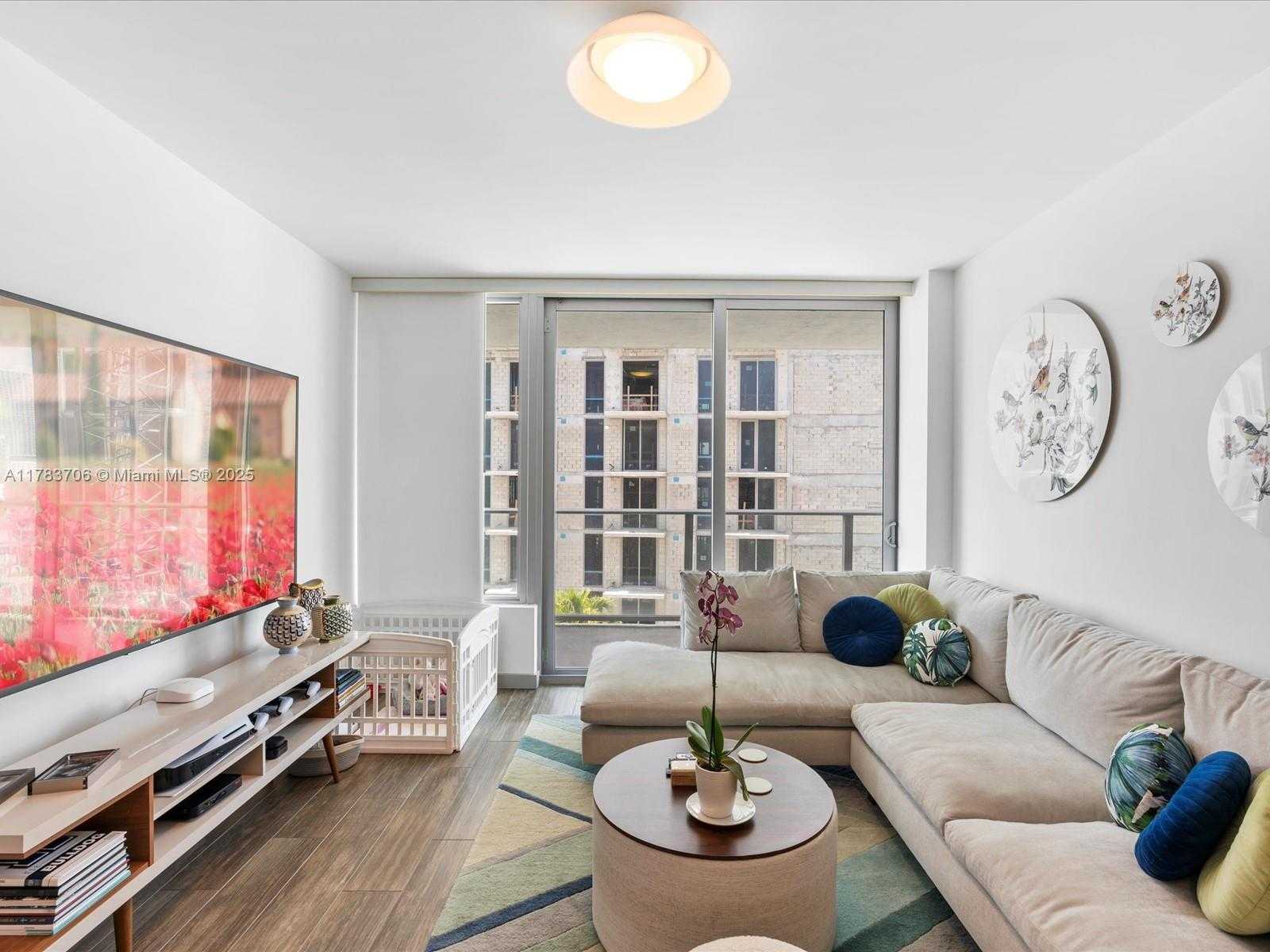 Small Image of 1600 SOUTH WEST 1ST AVE #714, Miami Number 12